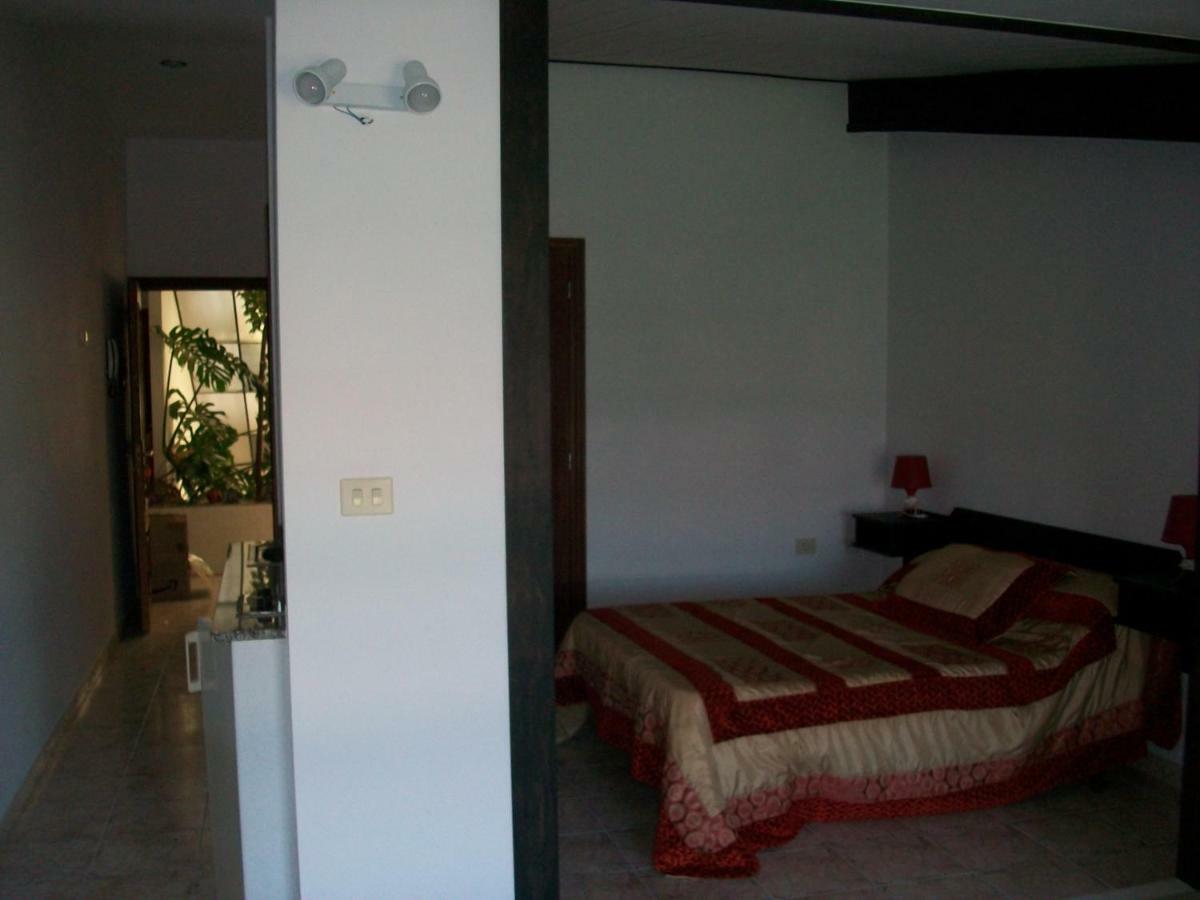 Apartamentos Blanco Y Negro A Guarda Luaran gambar